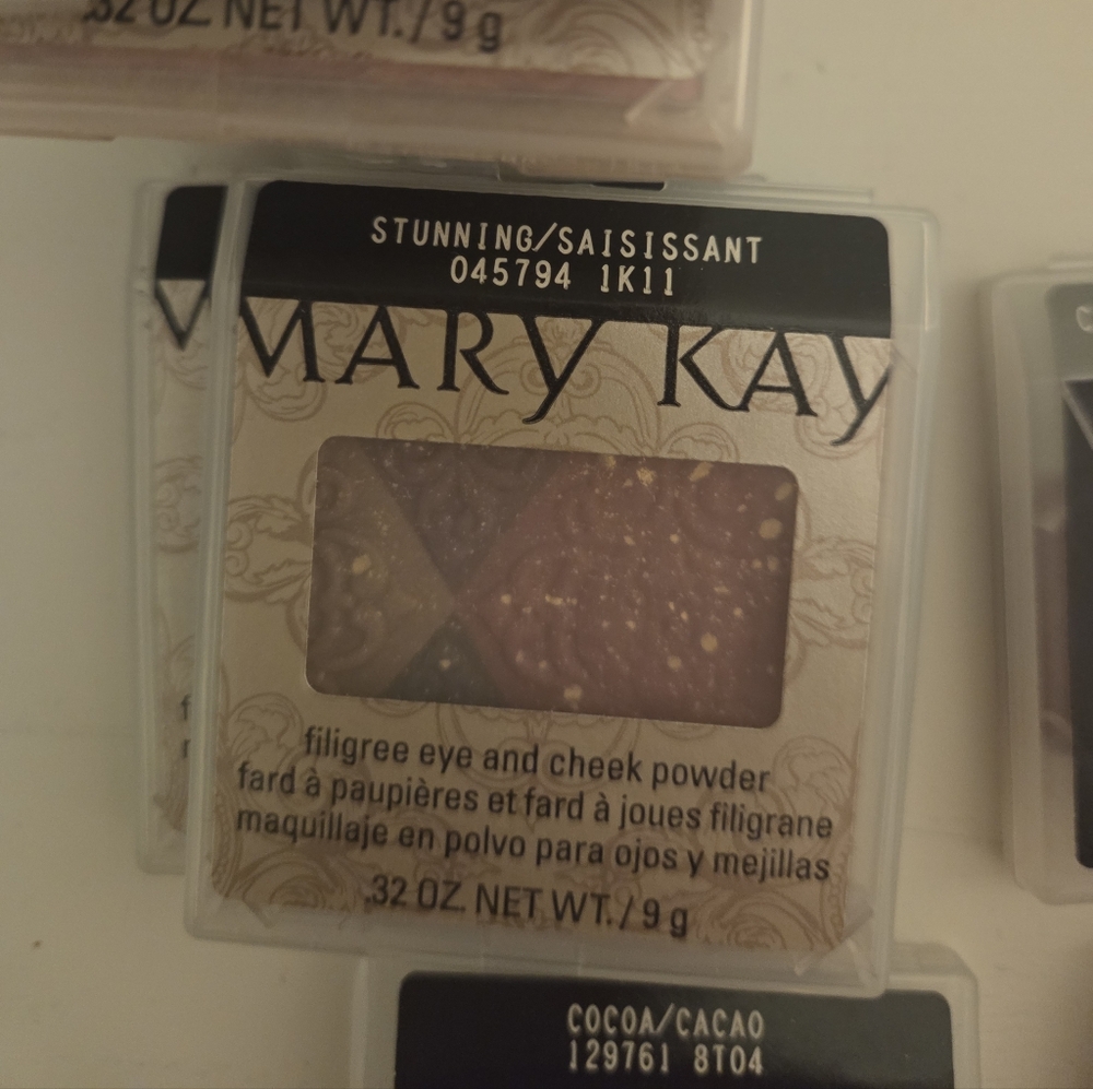 Mary Kay Stunning Filigree Eye And Cheek Color
